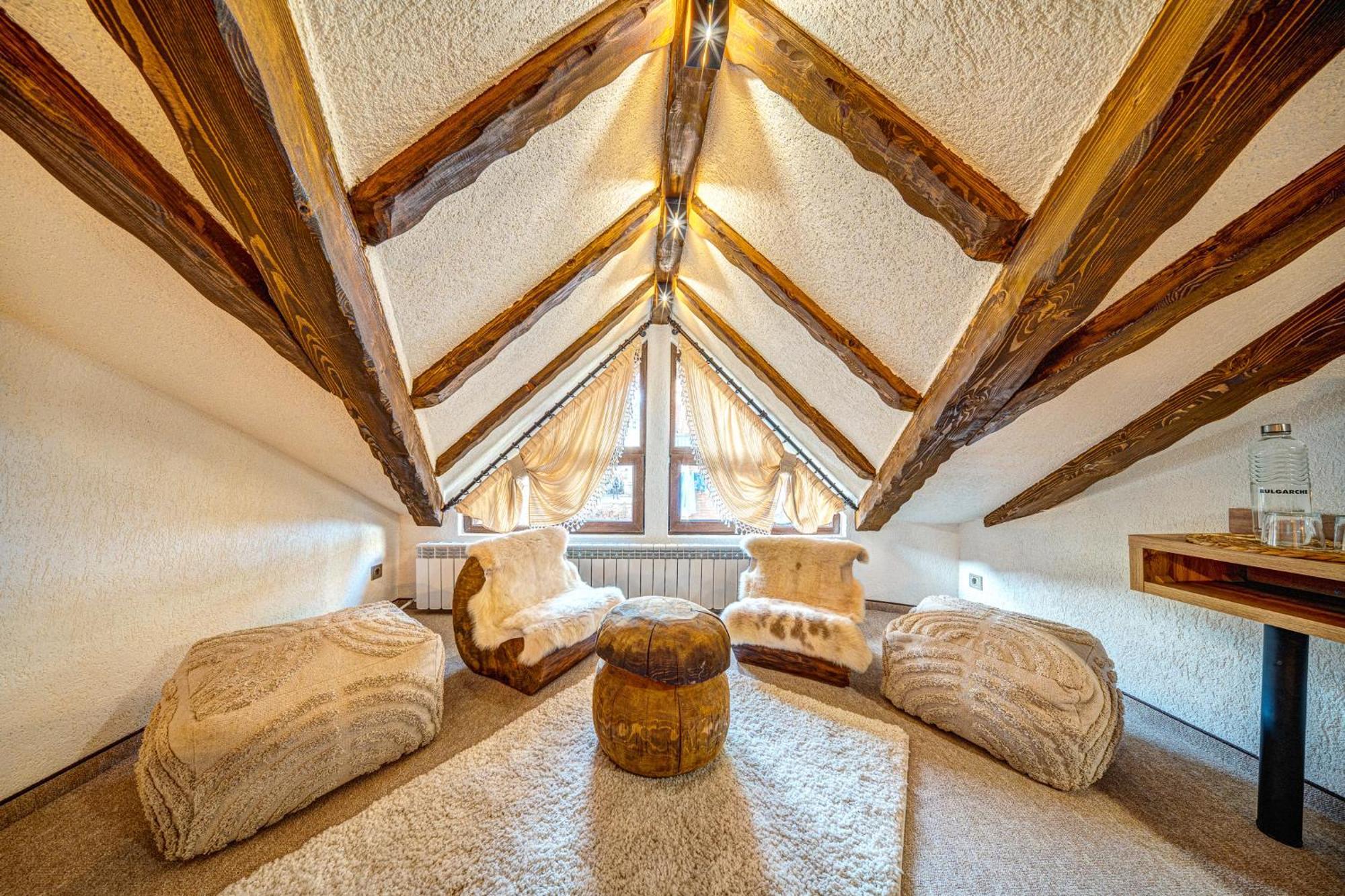Българче Хотел - Ресторант Smolyan Exteriör bild